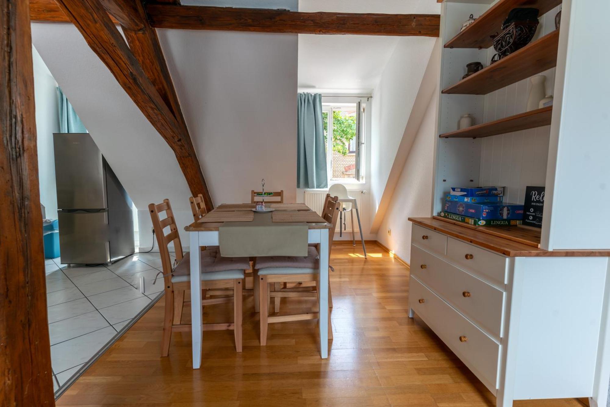 Apartment Dachwohnung Am Schlosspark